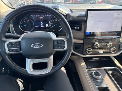 Used 2024 Ford Expedition Max Limited RWD image 12
