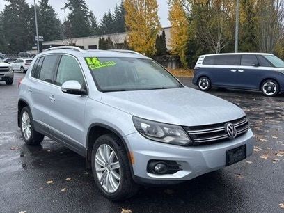 Used 2016 Volkswagen Tiguan SE