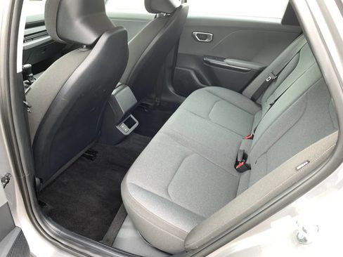 Used 2025 Kia K4 FWD image 25