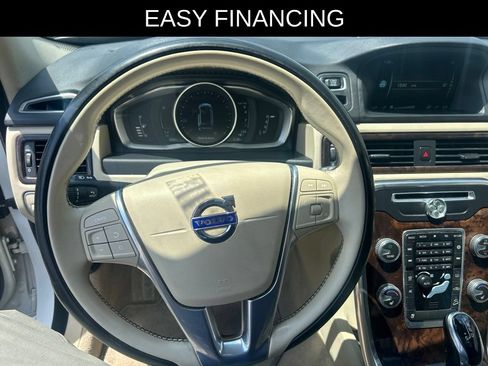 Used 2016 Volvo XC70 T5 Premier AWD/4WD image 12