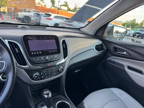 Used 2019 Chevrolet Equinox Premier FWD image 36
