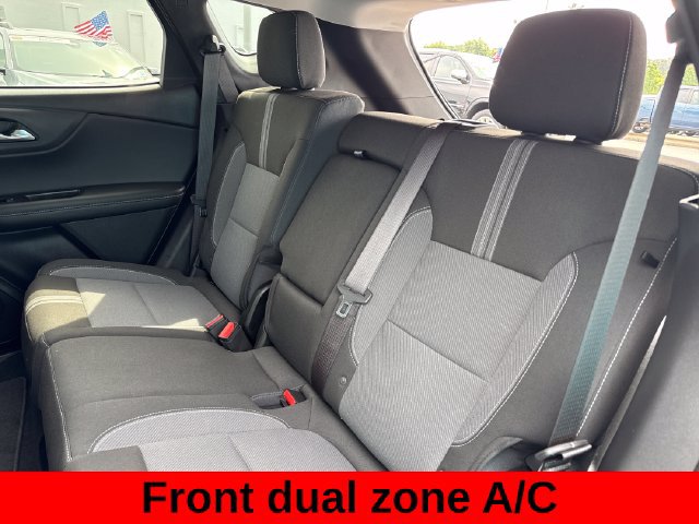Used 2024 Chevrolet Blazer LT w/ Convenience Package FWD image 23