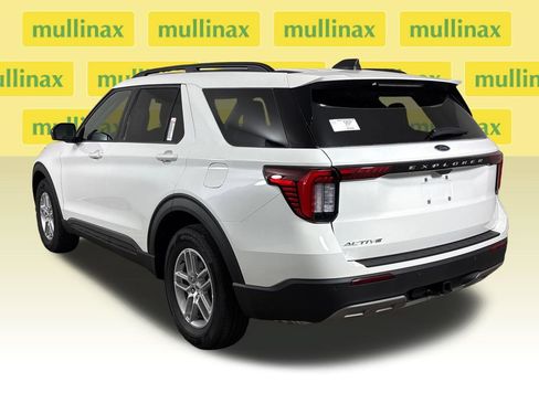 New 2026 Ford Explorer Active w/ Active Comfort Package RWD image 10