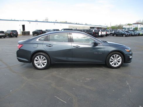 Used 2019 Chevrolet Malibu LT image 4