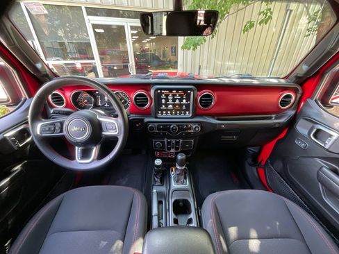 Used 2023 Jeep Gladiator Rubicon w/ Trailer Tow Package AWD/4WD image 18