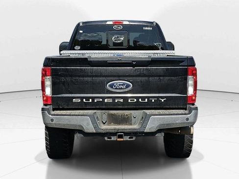 Used 2017 Ford F250 Lariat w/ Lariat Ultimate Package image 4