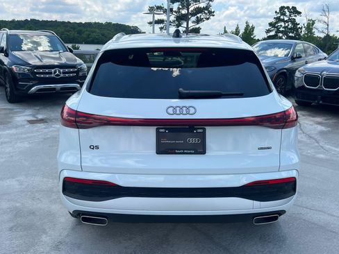 Certified 2025 Audi Q5 Premium Plus w/ Premium Plus AWD/4WD image 6