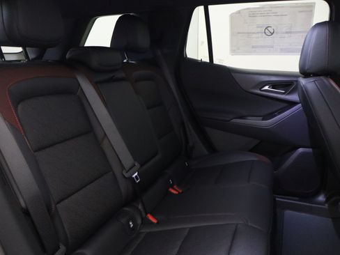 Used 2024 Chevrolet Equinox LT w/ LPO, Floor Liner Package FWD image 20