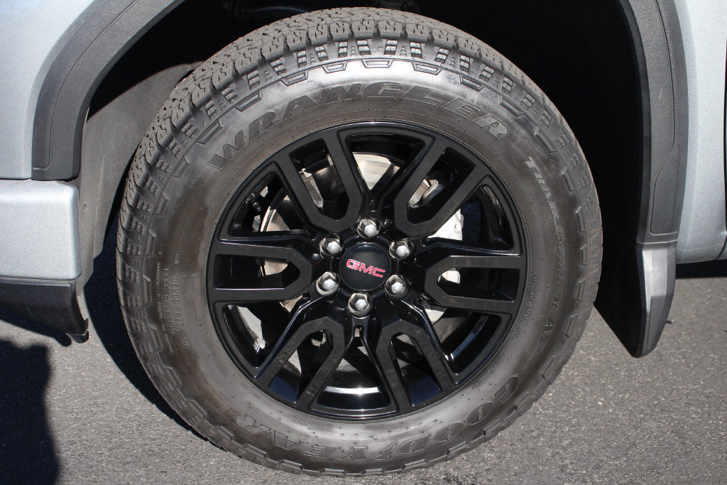 Used 2025 GMC Sierra 1500 Elevation AWD/4WD image 14