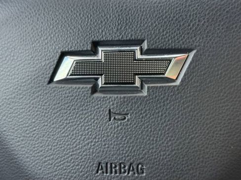 Used 2022 Chevrolet Suburban RST w/ Luxury Package RWD image 5