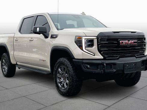Used 2026 GMC Sierra 1500 AT4X image 2