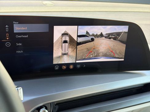 New 2026 Cadillac Vistiq Luxury AWD/4WD image 25