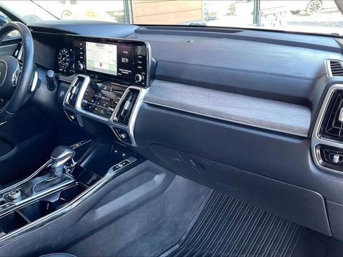 Used 2021 Kia Sorento SX Prestige image 20