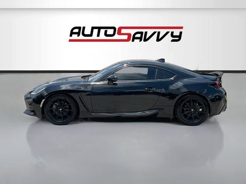 Used 2023 Toyota GR86 Premium w/ ALL Weather Mat Package (TMS) RWD image 4