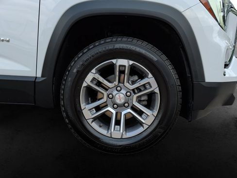 Used 2025 GMC Terrain Elevation AWD/4WD image 9