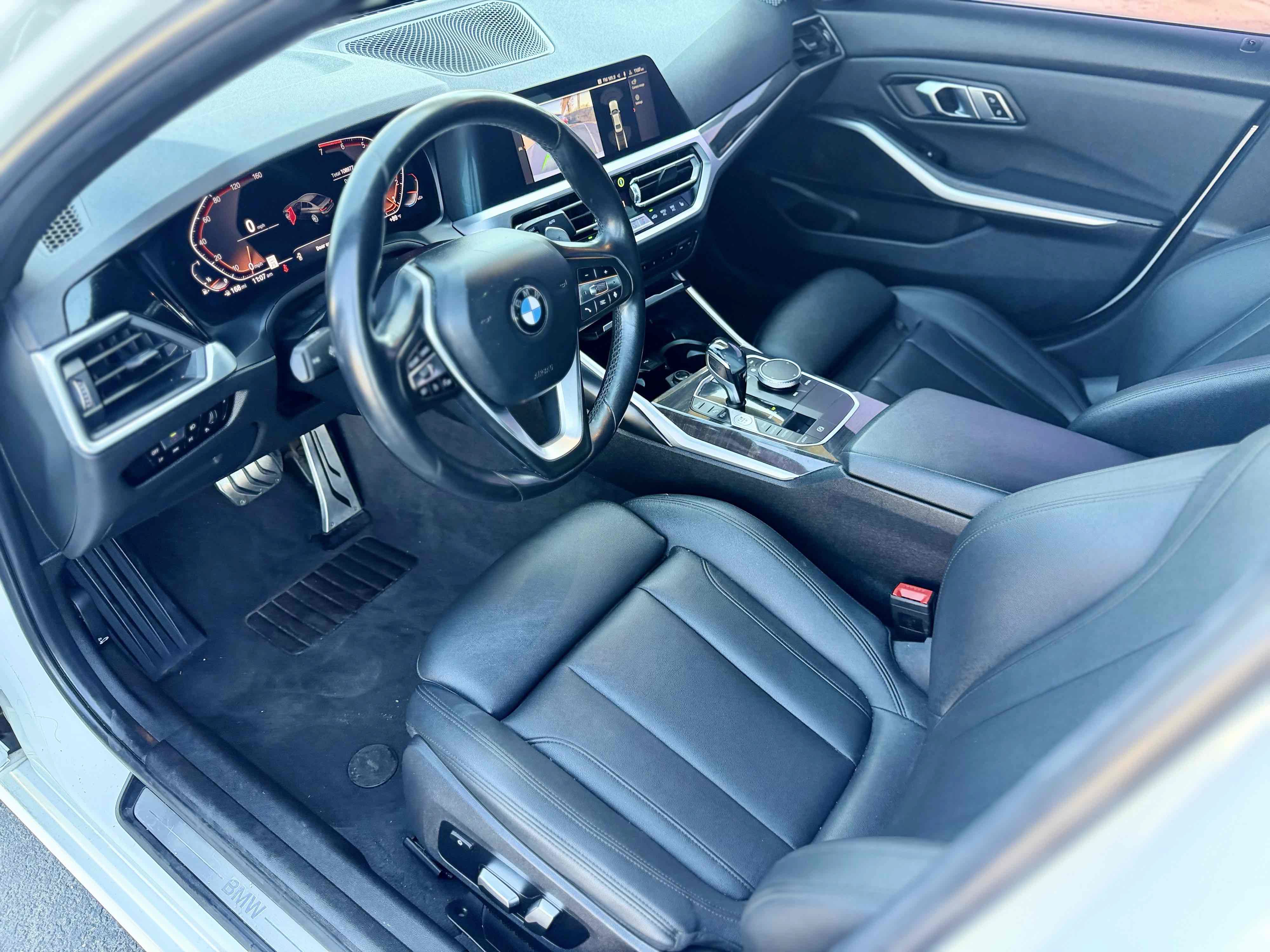 Used 2020 BMW 330i Sedan w/ Driving Assistance Package RWD image 12
