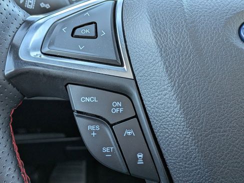 Certified 2024 Ford Edge ST-Line image 30