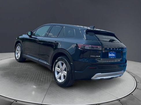 Used 2025 Honda Prologue EX image 3