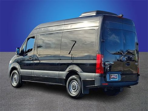 Used 2022 Mercedes-Benz Sprinter 2500 image 6