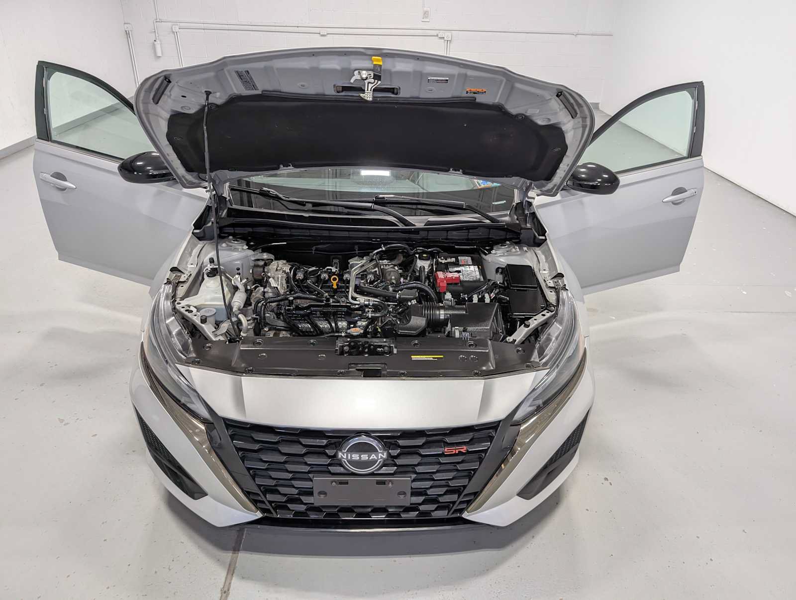 Used 2023 Nissan Altima 2.5 SR AWD/4WD image 13