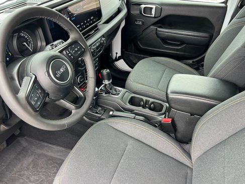Used 2025 Jeep Wrangler Unlimited Sport S 4xe AWD/4WD image 10