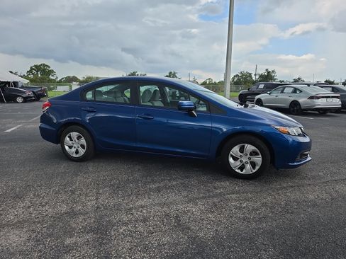 Used 2014 Honda Civic LX image 2