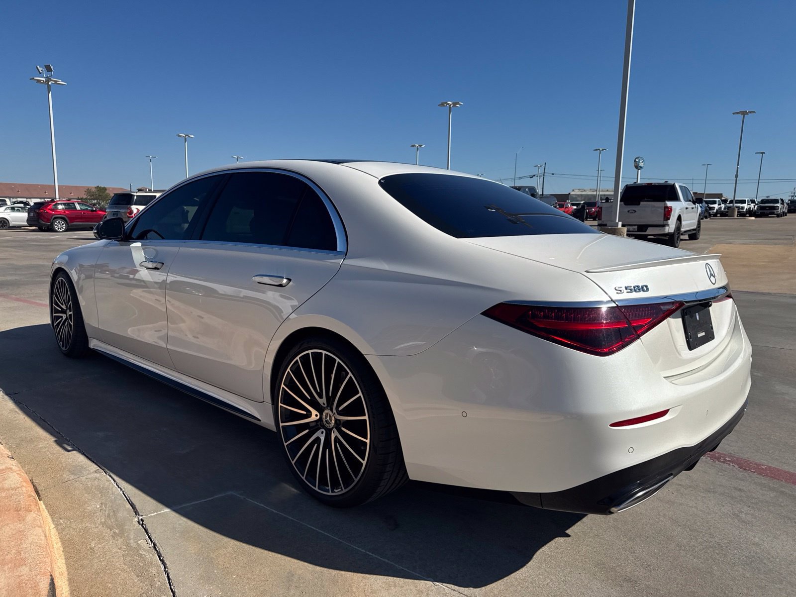 Used 2021 Mercedes-Benz S 580 4MATIC Sedan image 5