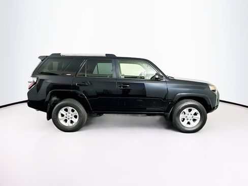 Used 2024 Toyota 4Runner SR5 image 10