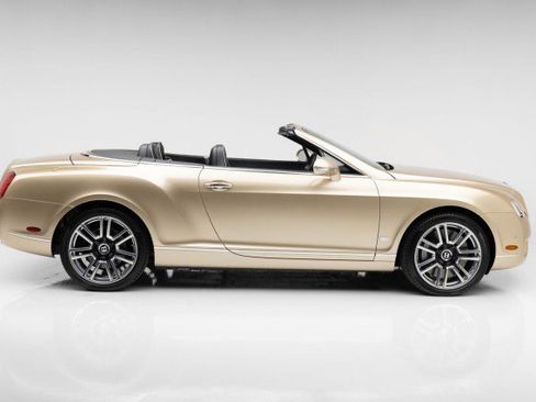 Used 2011 Bentley Continental GTC image 11