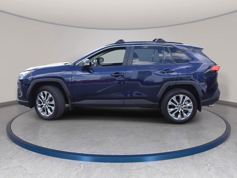 Used 2025 Toyota RAV4 XLE Premium FWD image 9
