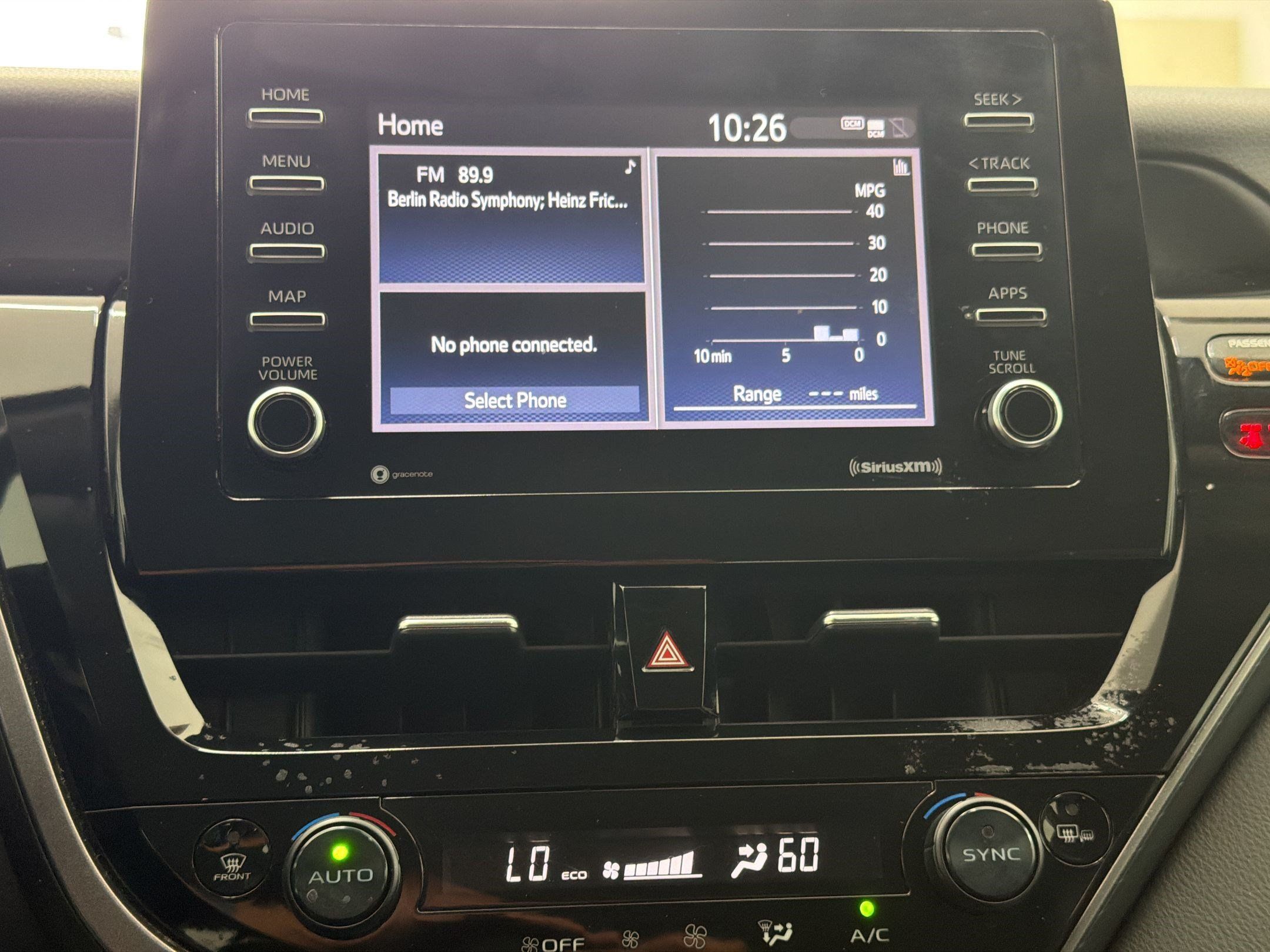 Used 2023 Toyota Camry SE FWD image 18