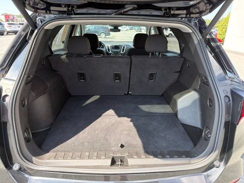 Used 2022 Chevrolet Equinox LT FWD image 9