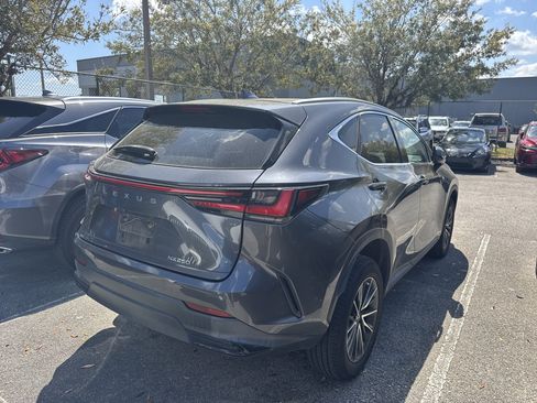 Used 2023 Lexus NX 250 FWD image 3