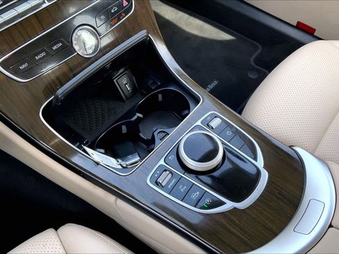 Used 2021 Mercedes-Benz C 300 Sedan image 15