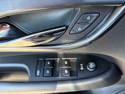 Used 2017 Cadillac ATS 2.0T Sedan RWD image 11