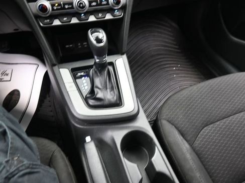 Used 2020 Hyundai Elantra SEL w/ Cargo Package (C1) image 12