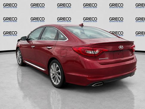 Used 2016 Hyundai Sonata Sport w/ Option Group 02 FWD image 2