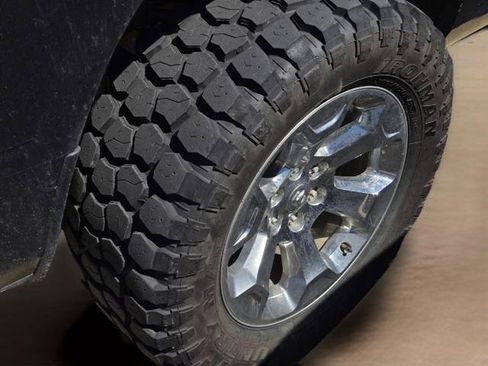 Used 2019 RAM 1500 Tradesman w/ Tradesman SXT Package image 9