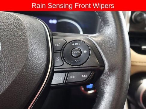 Used 2022 Toyota RAV4 Limited image 20