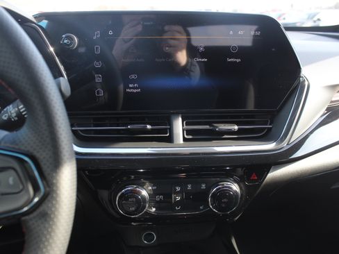 New 2026 Chevrolet Trax RS w/ Sunroof Package image 12