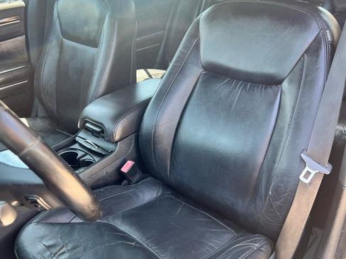 Used 2011 Chrysler 300 Limited RWD image 14