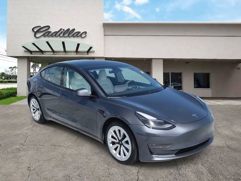 Used 2021 Tesla Model 3 Long Range image 7