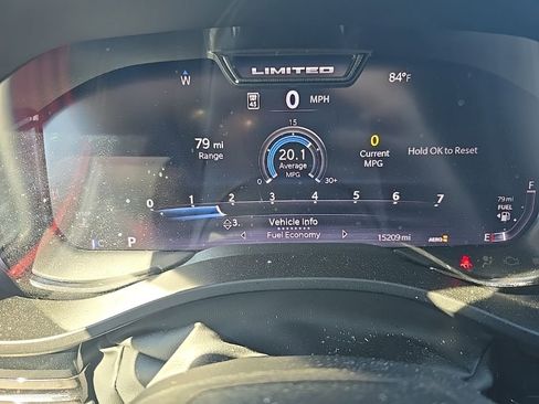 Used 2025 RAM 1500 Limited image 15