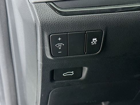 Used 2025 Kia K5 LXS image 17