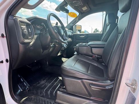 Used 2022 Chevrolet Silverado 2500 W/T w/ WT Fleet Convenience Package RWD image 6