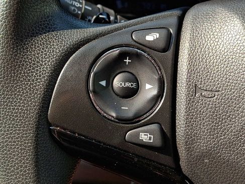 Used 2019 Honda HR-V EX image 17