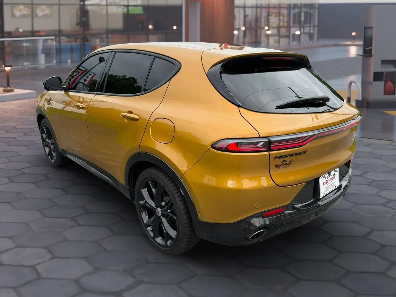 Used 2024 Dodge Hornet R/T Plus AWD/4WD image 5