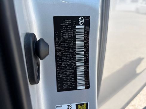 Used 2025 Toyota Corolla LE FWD image 25