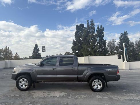 Used 2015 Toyota Tacoma PreRunner image 8