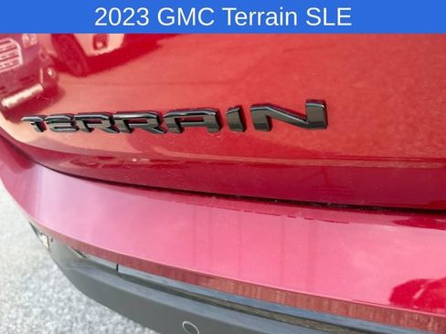 Used 2023 GMC Terrain SLE w/ Driver Convenience Package AWD/4WD image 6